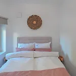 Vila Garifalia With Sauna & Hydromassage *