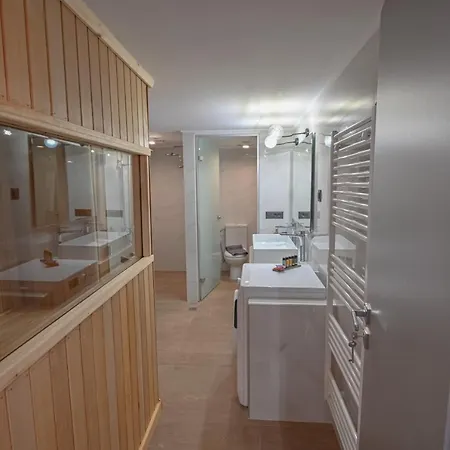 Garifalia With Sauna & Hydromassage *