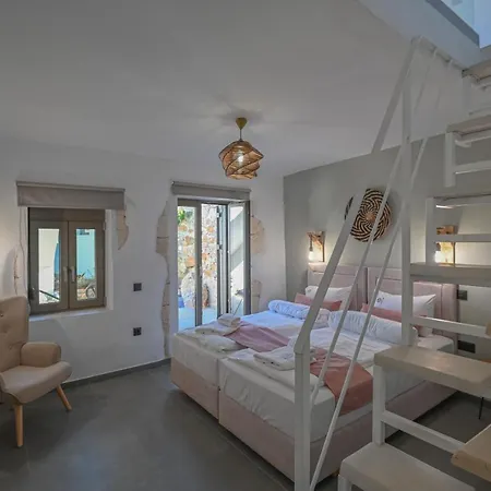 Villa Garifalia With Sauna & Hydromassage