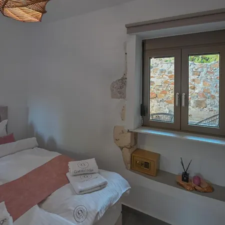 Garifalia With Sauna & Hydromassage *