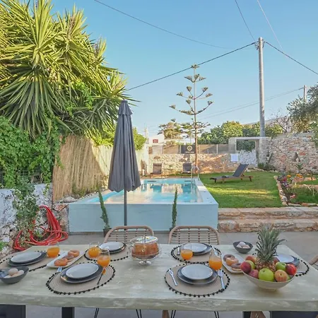 Garifalia With Sauna & Hydromassage *