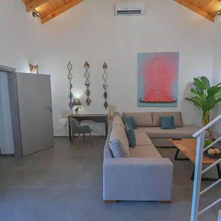 Villa Garifalia With Sauna & Hydromassage *