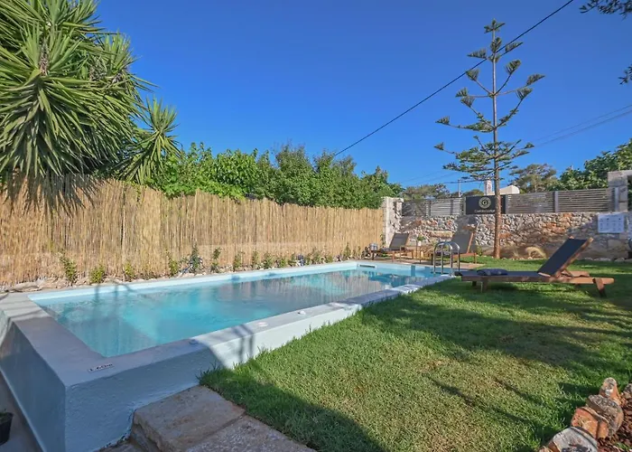 Garifalia With Sauna & Hydromassage ヴィラ *