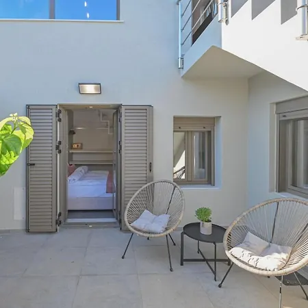 Villa Garifalia With Sauna&hydromassage