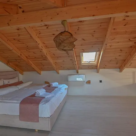 Villa Garifalia With Sauna&hydromassage La Canea