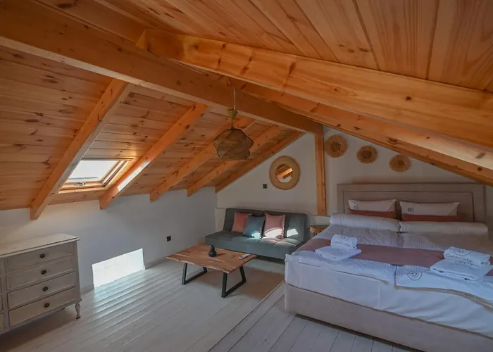 Villa Garifalia With Sauna & Hydromassage