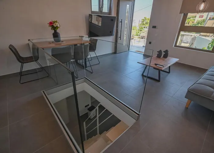 Villa Garifalia With Sauna & Hydromassage *