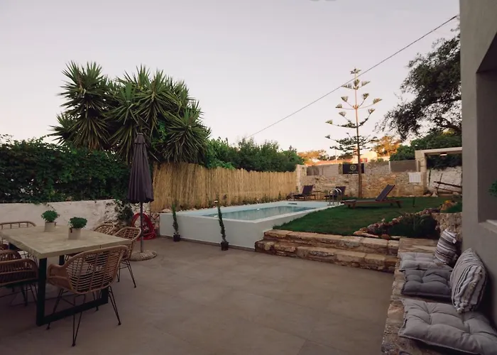 Villa Garifalia With Sauna & Hydromassage