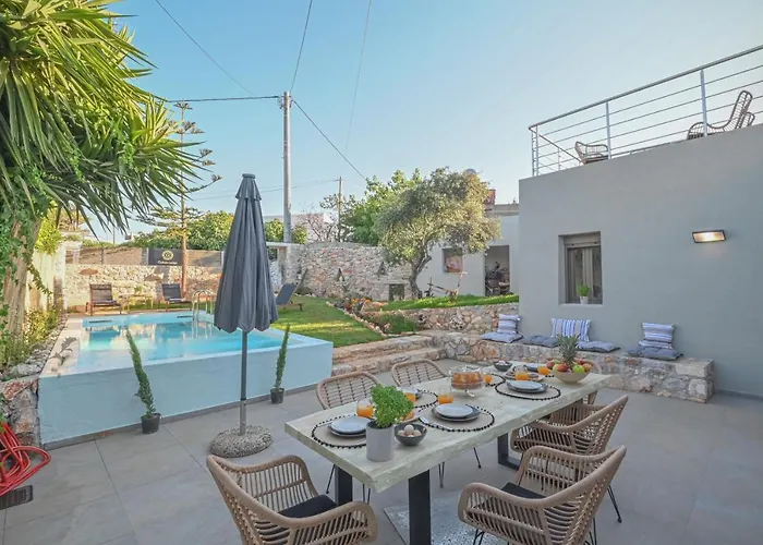 Villa Garifalia With Sauna & Hydromassage